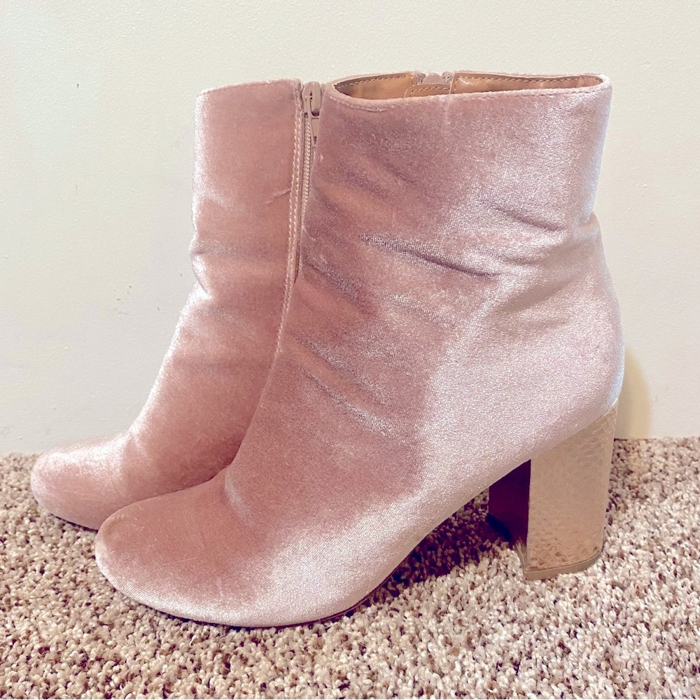 Rose velvet booties